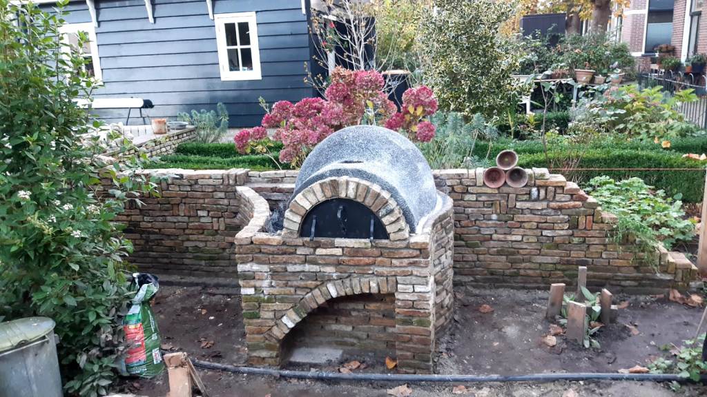 pizza oven buiten bouwen en impregneren [stappenplan]